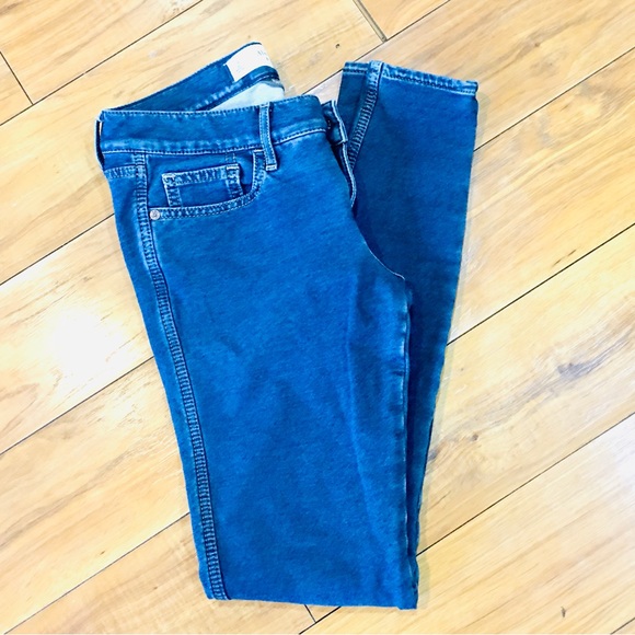 Abercrombie and Fitch AF Skinny Jeggings stretch 2 - Picture 5 of 11